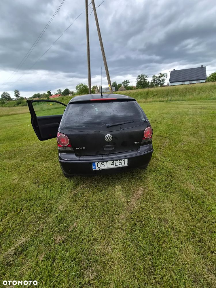 Volkswagen Polo 1.4 TDI Comfortline - 2