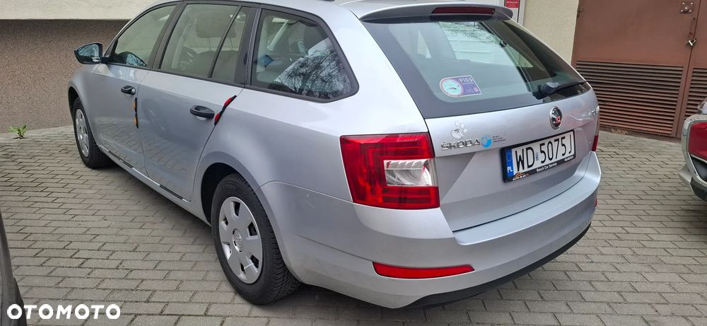 Skoda Octavia 1.6 TDI Active - 6