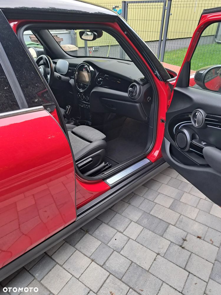 MINI Cooper Classic Trim - 20