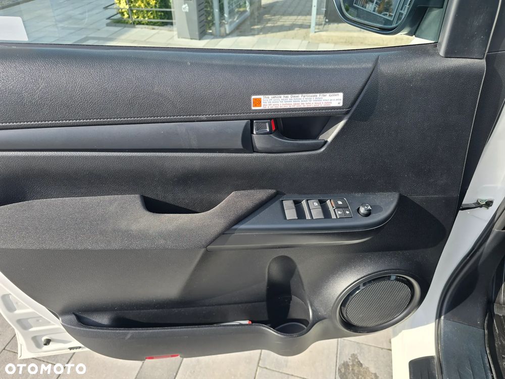 Toyota Hilux 2.4 D-4D Double Cab DL 4x4 - 23