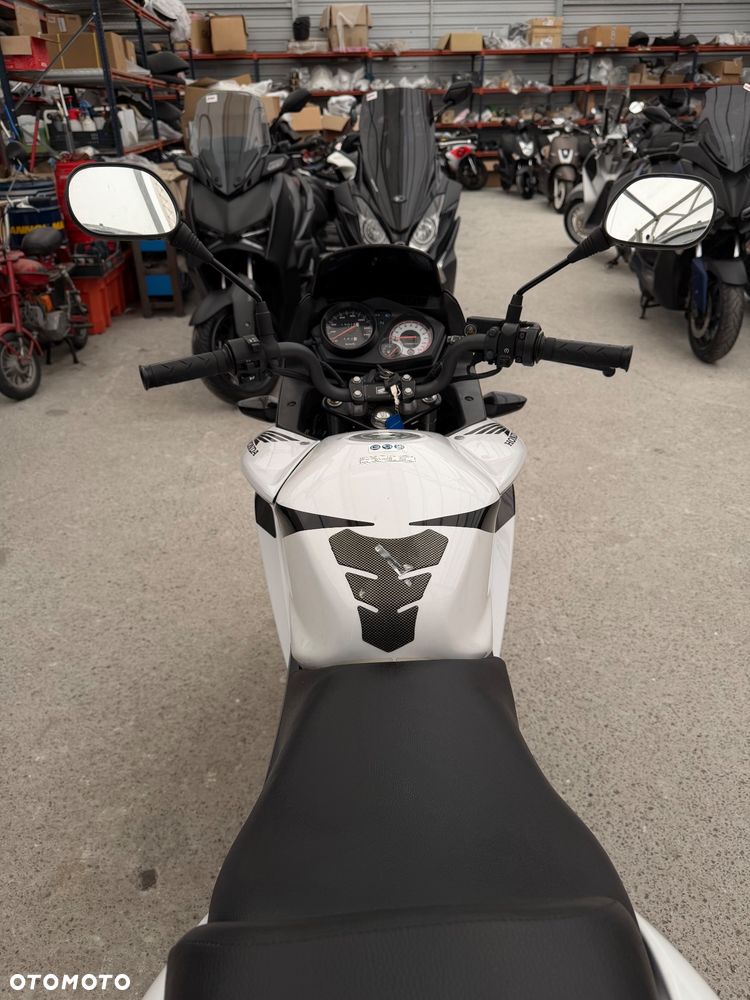 Honda CBF - 10