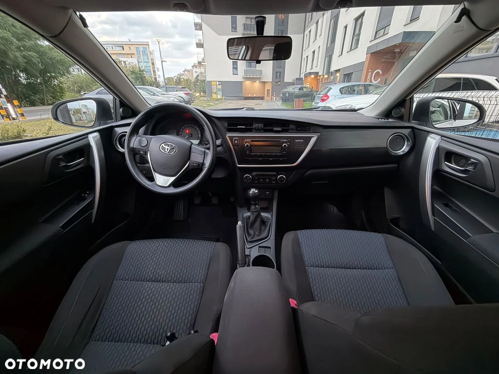 Toyota Auris - 7