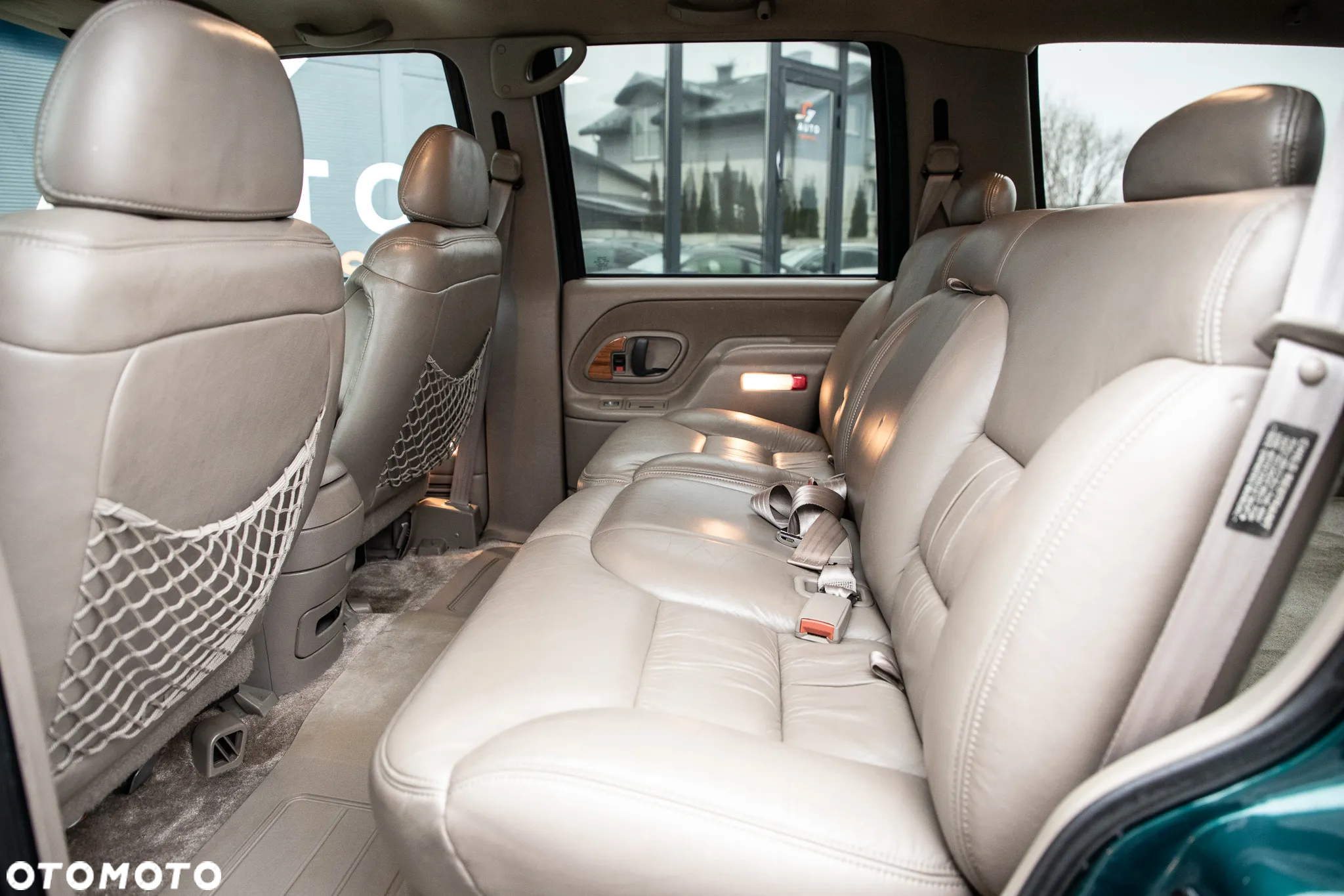 Chevrolet Tahoe - 22