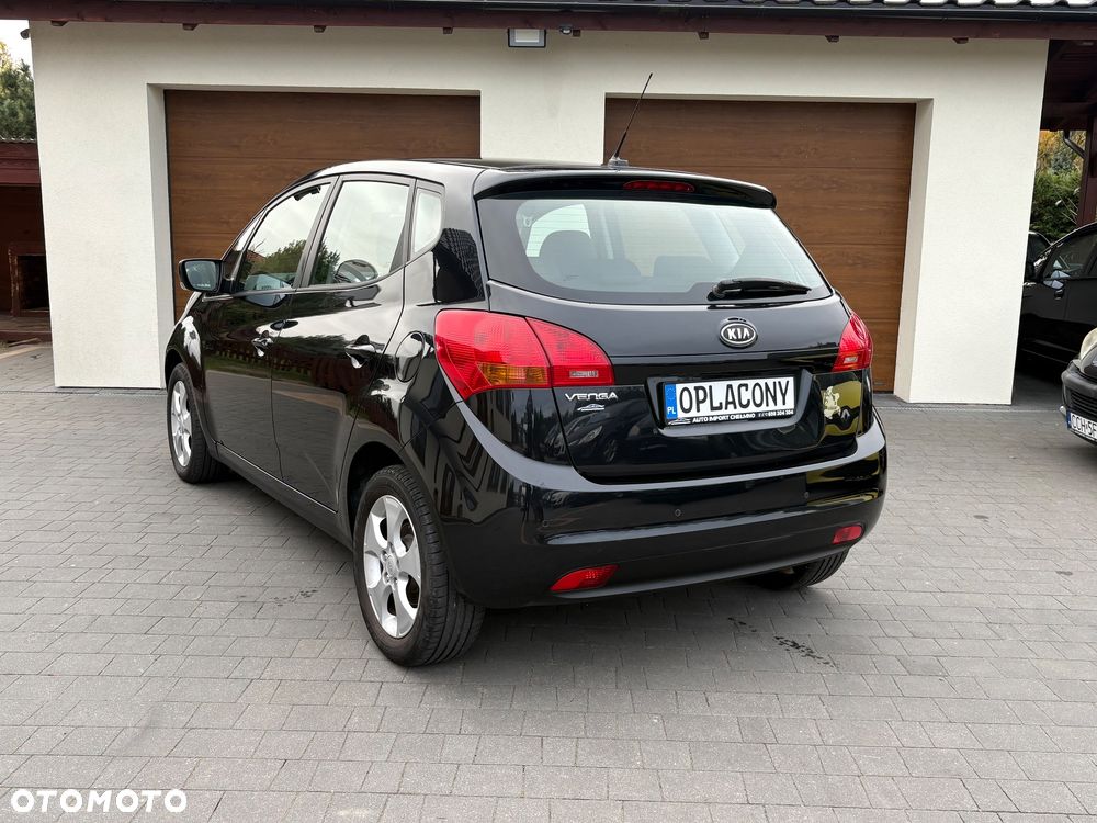 Kia Venga - 3