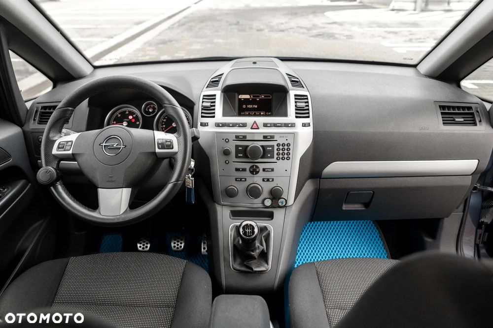 Opel Zafira 1.9 CDTI Cosmo - 19