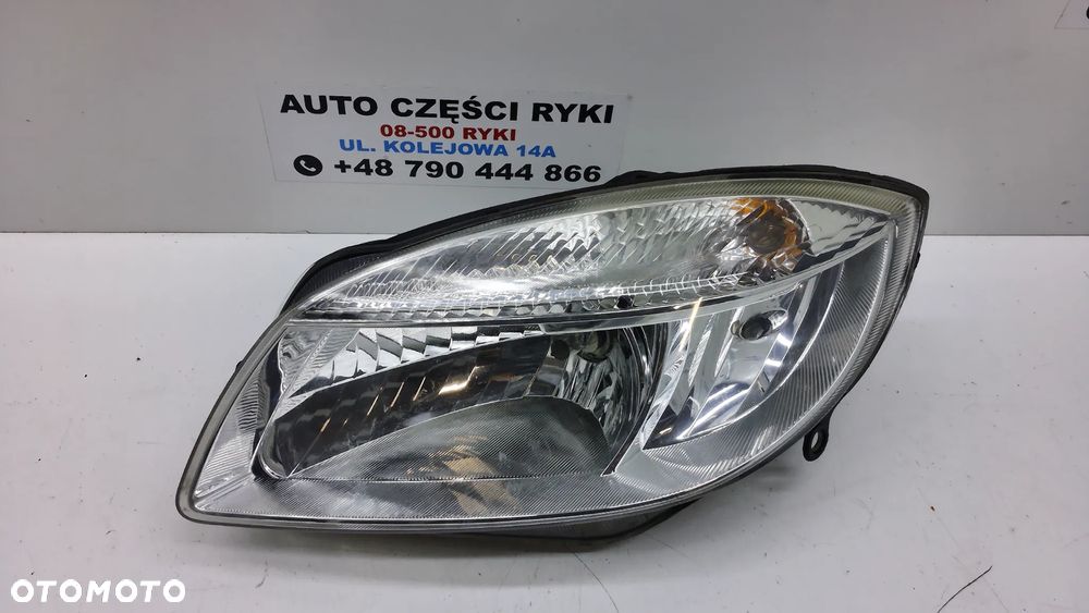 Skoda Fabia II Lampa Przód Lewa Prawa - 3