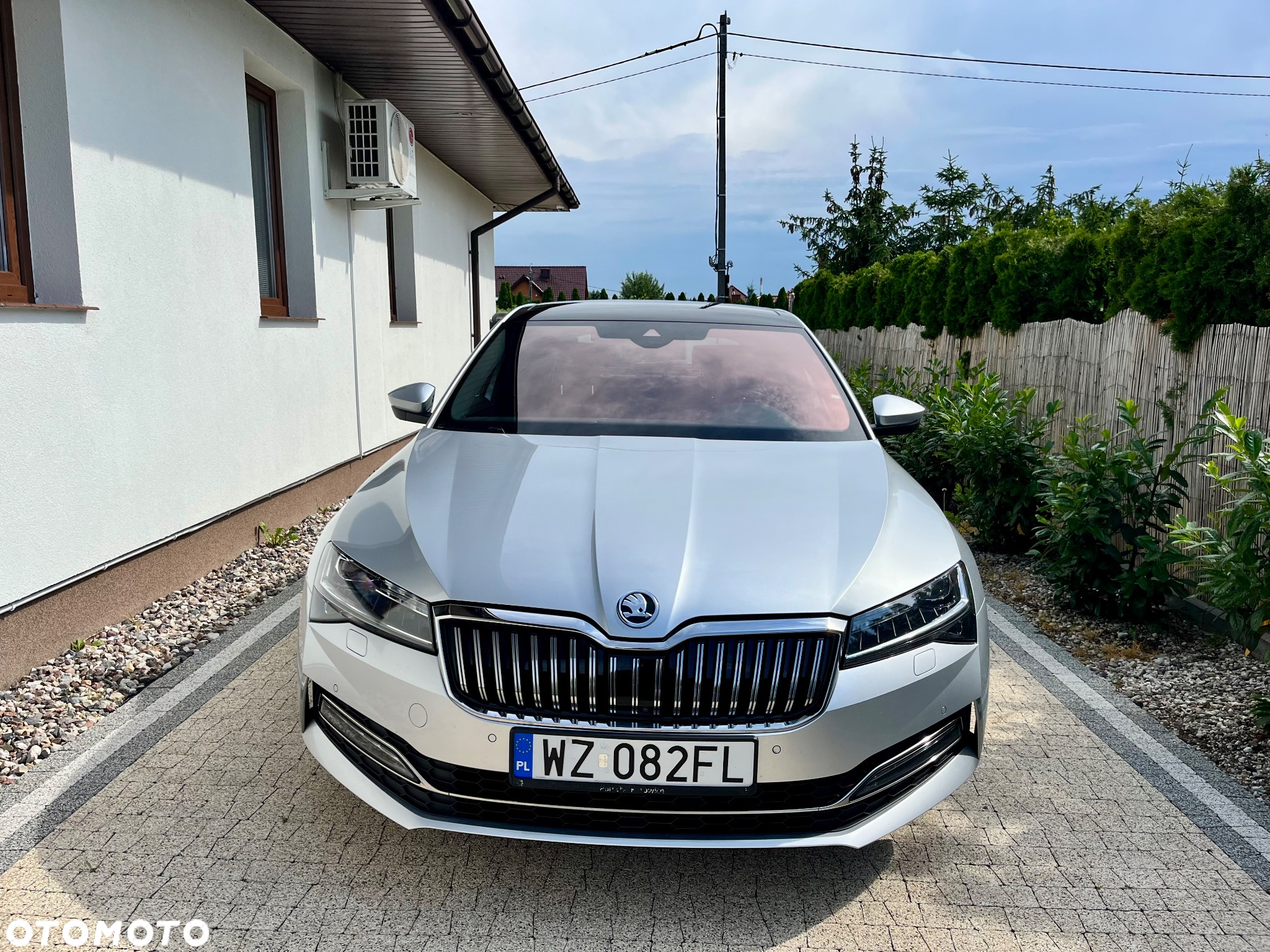 Skoda Superb 2.0 TDI SCR 4x4 L&K DSG - 4