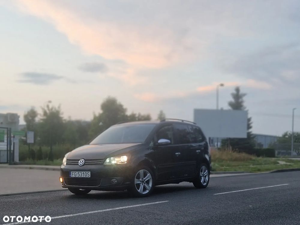 Volkswagen Touran 1.6 TDI DPF Comfortline DSG - 4