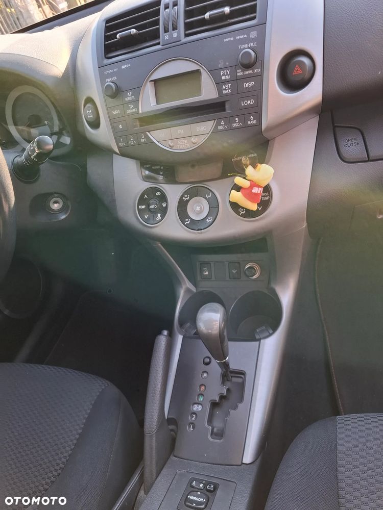 Toyota RAV4 2.0 VVT-i Premium - 18