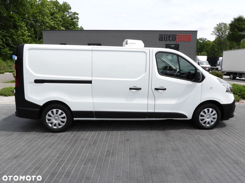 Renault TRAFIC  FURGON CHŁODNIA  0*C TEMPOMAT LEDY KLIMATYZACJA  120KM - 8