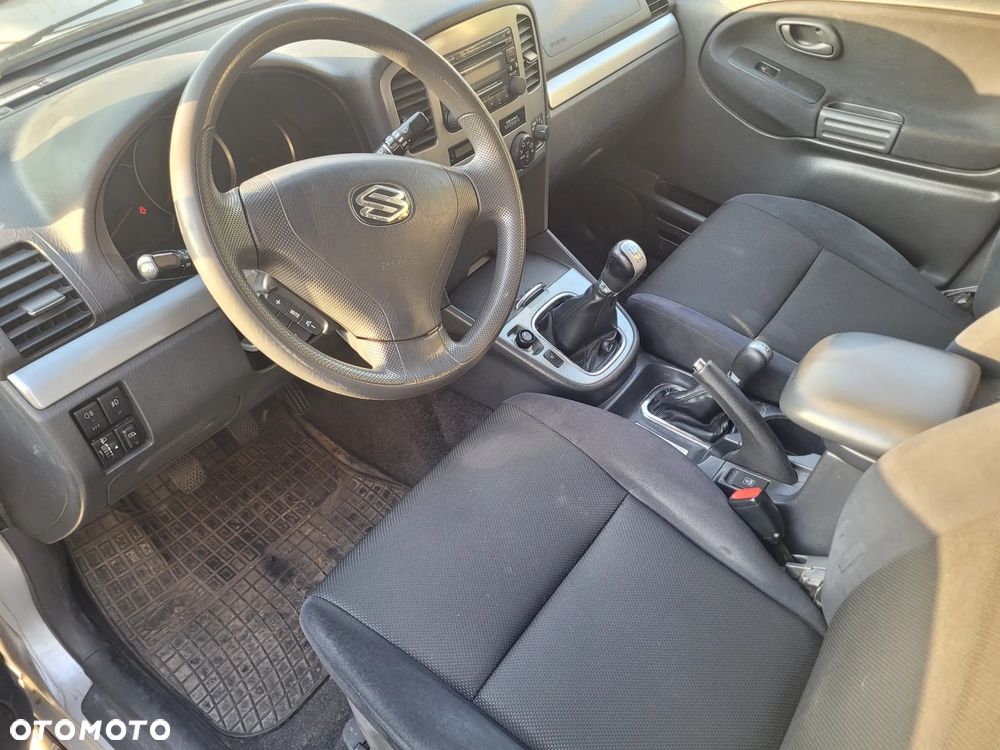 Suzuki Grand Vitara 2.0 HDi - 7