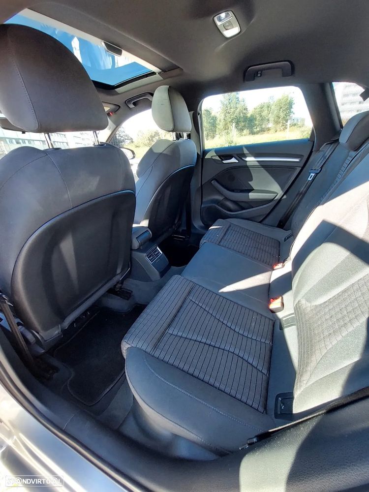 Audi A3 Sportback 1.6 TDI S-line - 13