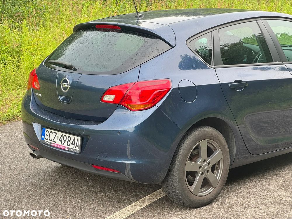 Opel Astra 1.4 T Cosmo - 31