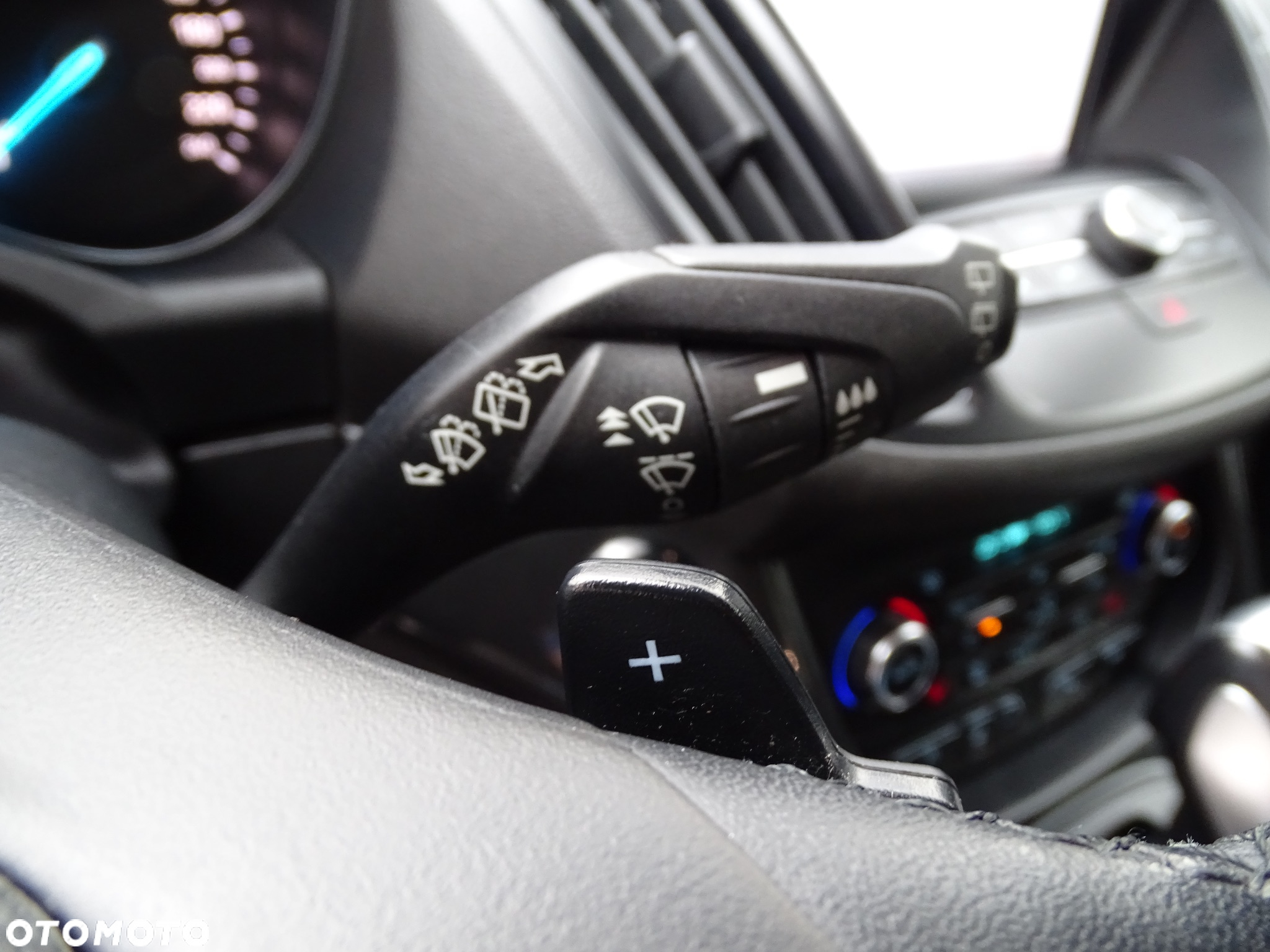 Ford Kuga 2.0 TDCi 4x4 Titanium - 39