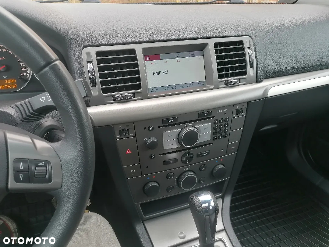 Opel Vectra 2.8 V6 Cosmo - 9