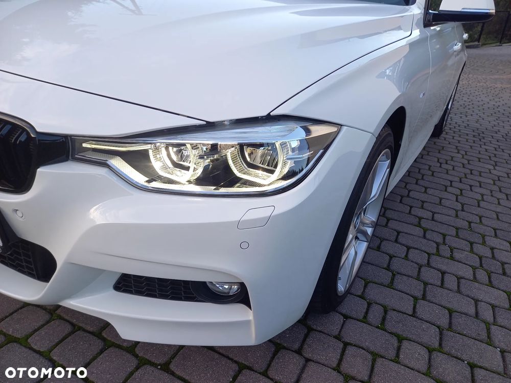 BMW Seria 3 318d M Sport Shadow - 33