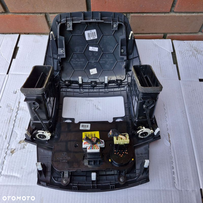 HYUNDAI I30 10r PANEL KLIMATYZACJI RAMKA RADIA KRATKA NAWIEWU 97250-2L150 - 6