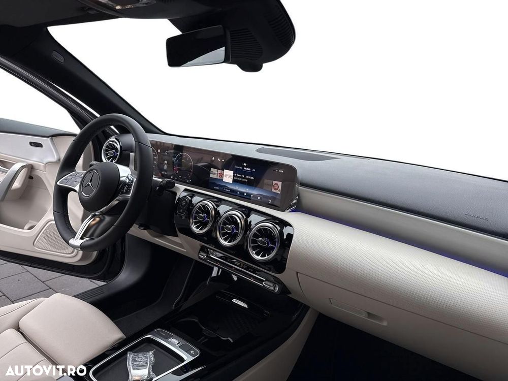 Mercedes-Benz A 180 MHEV 7G-DCT - 9