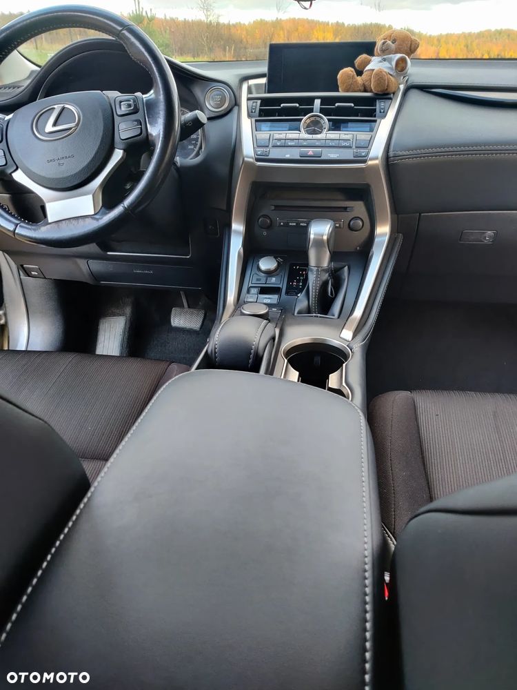 Lexus NX 200t Elite AWD - 10