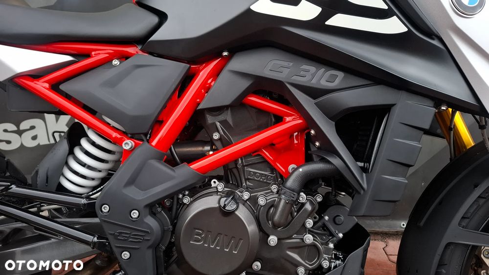 BMW G - 11