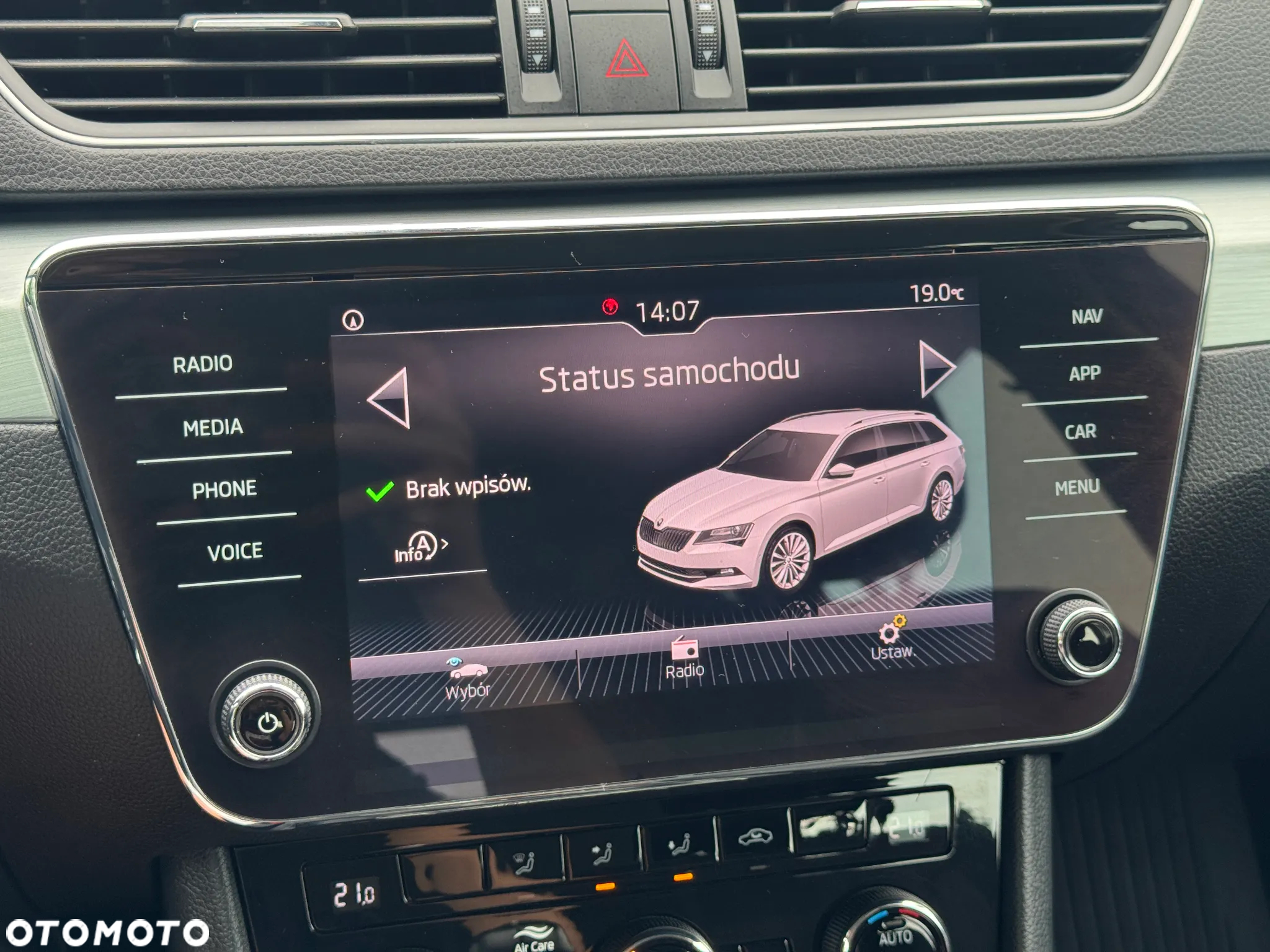 Skoda Superb 1.5 TSI Ambition - 14