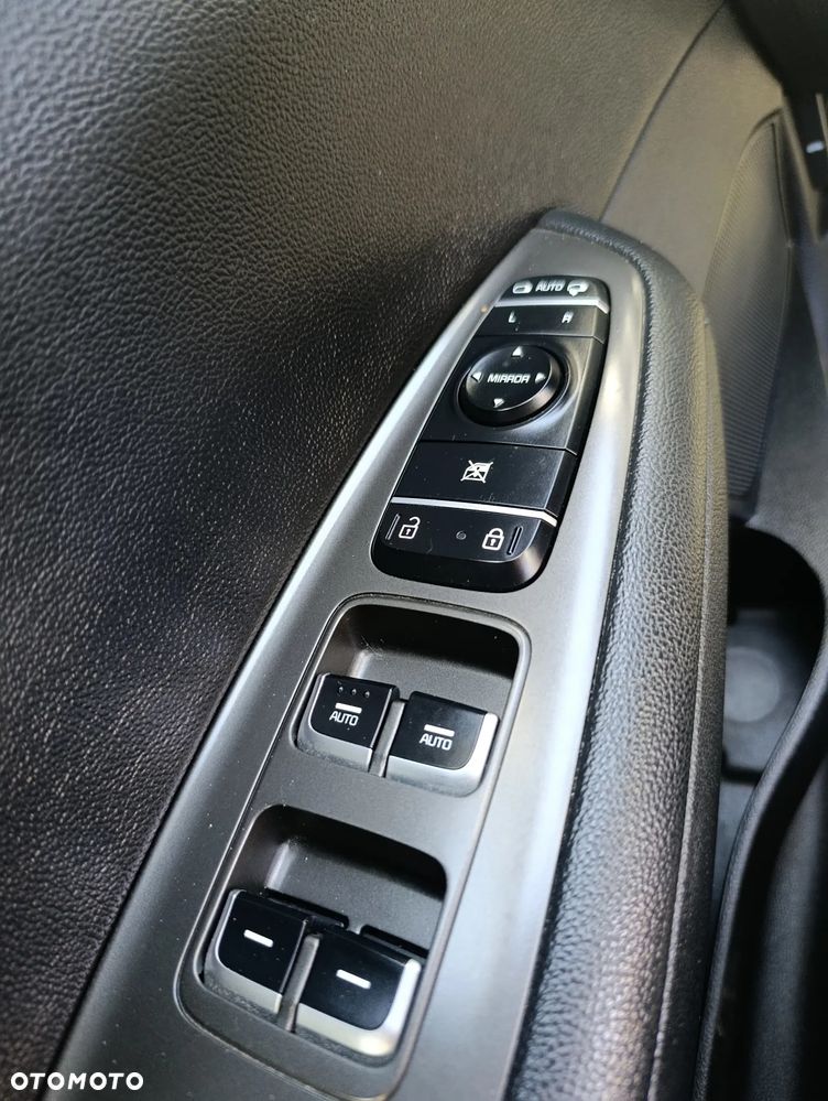 Kia Optima 2.0 XL - 18