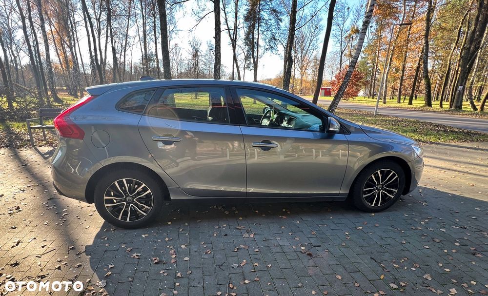 Volvo V40 D2 Inscription - 6