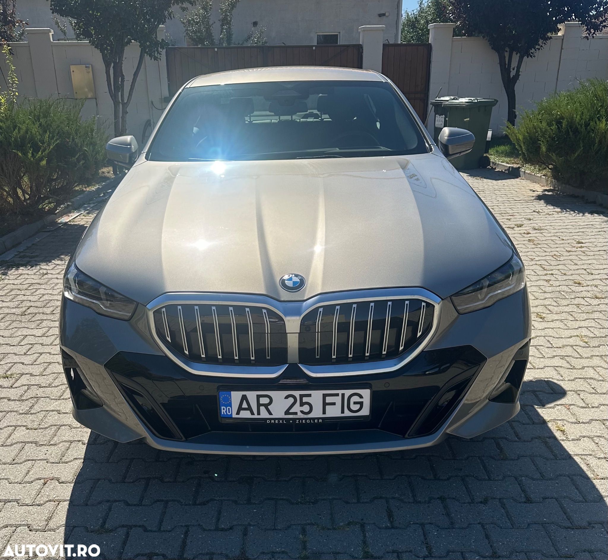 BMW Seria 5 520d xDrive AT MHEV - 1