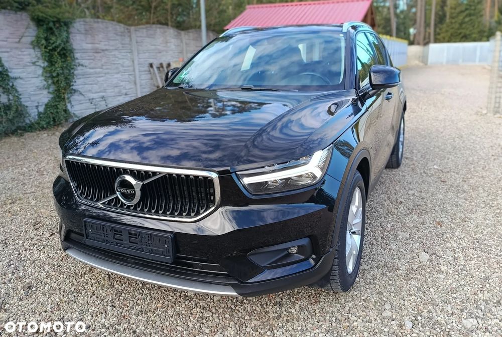 Volvo XC 40 T2 Momentum Pro - 9