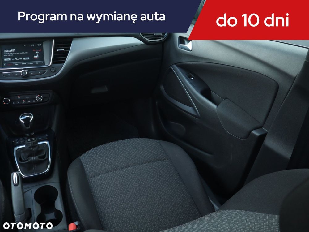 Opel Crossland X - 10
