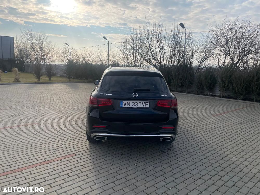 Mercedes-Benz GLC 200 4MATIC MHEV - 3