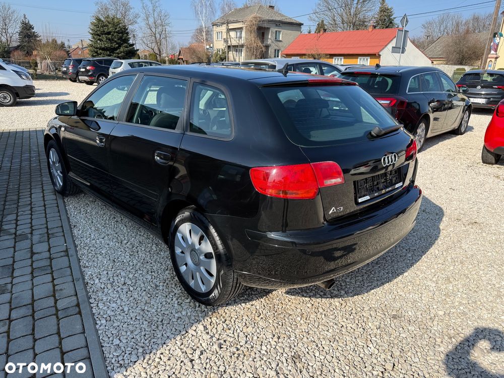 Audi A3 Sportback 1.6 Ambition - 6