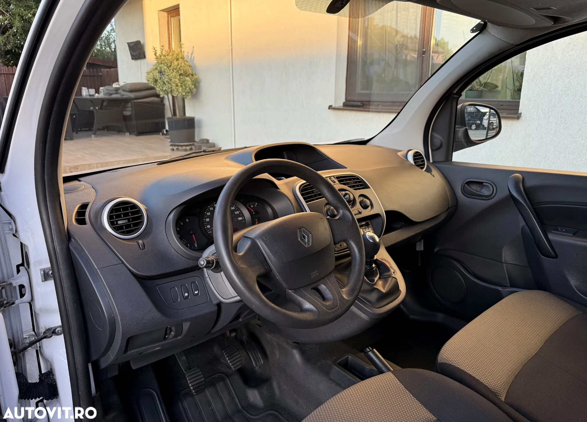 Renault Kangoo BLUE dCi 95 Intens - 7