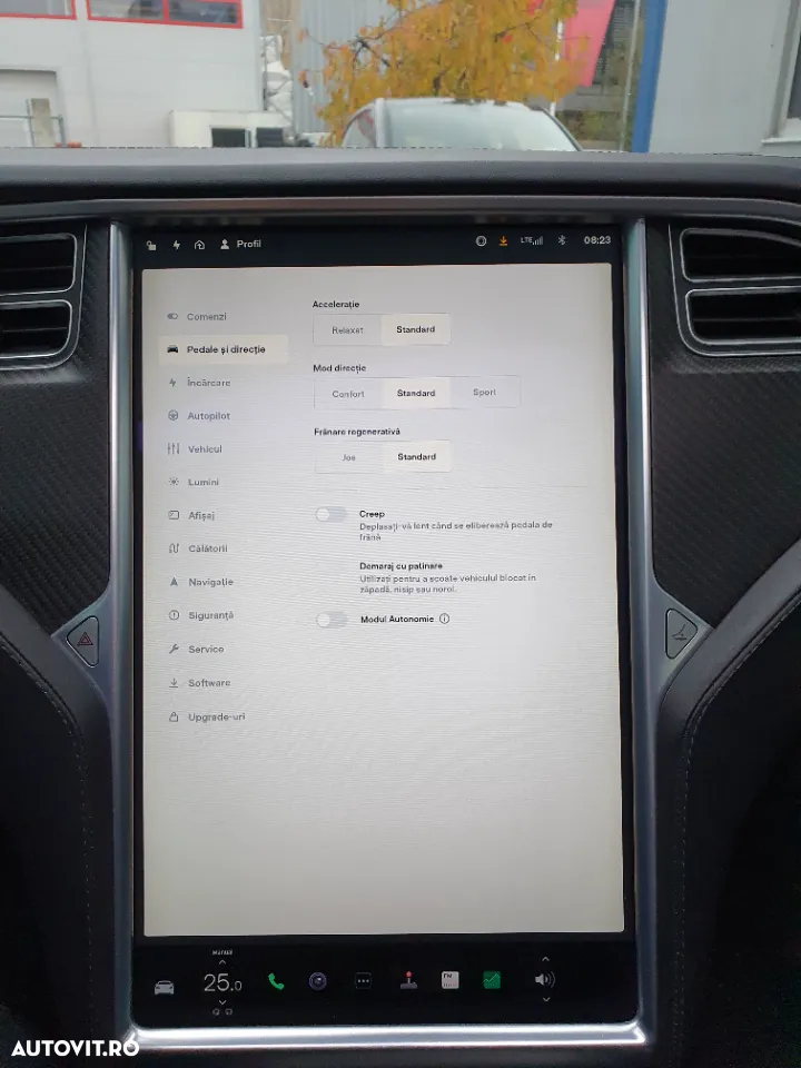 Tesla Model S - 17