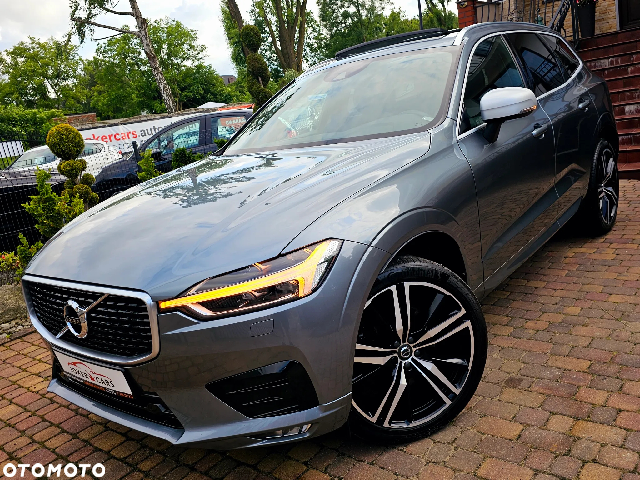 Volvo XC 60 D5 AWD Geartronic RDesign - 12