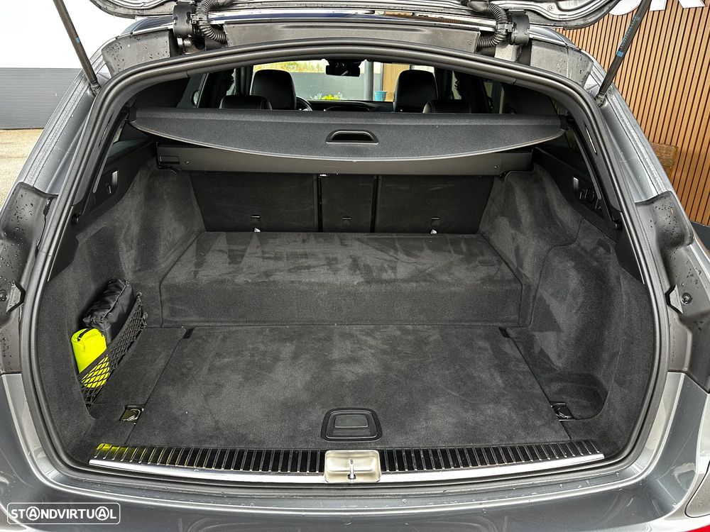 Mercedes-Benz E 300 de AMG Line - 59