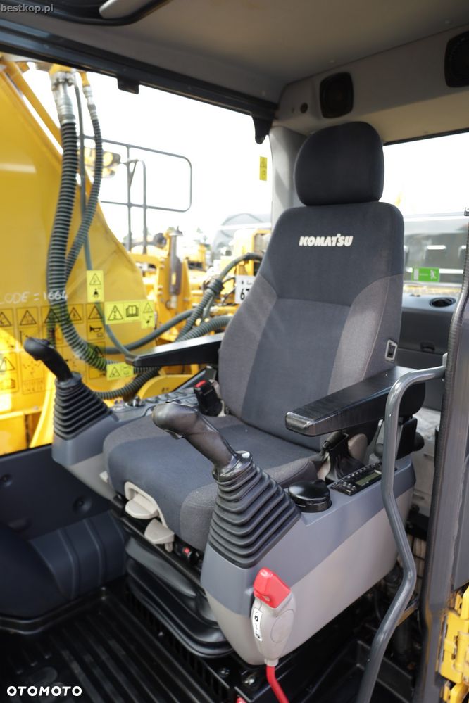 Komatsu PC210LC-11 - 18