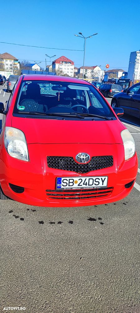 Toyota Yaris 1.0 VVT-i - 8