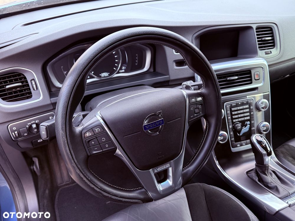 Volvo V60 T4 Geartronic RDesign - 21