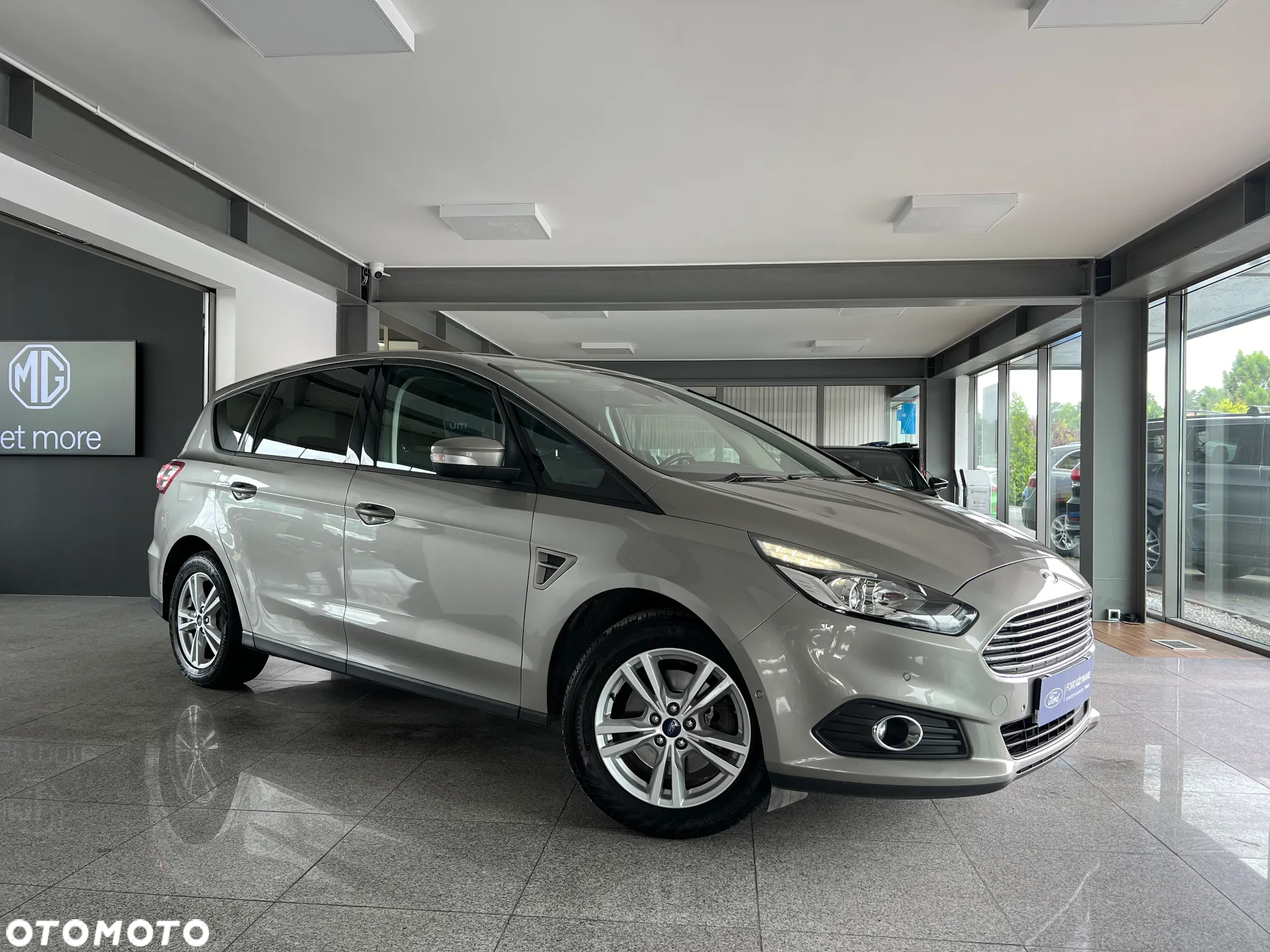 Ford S-Max 1.5 EcoBoost Titanium - 2