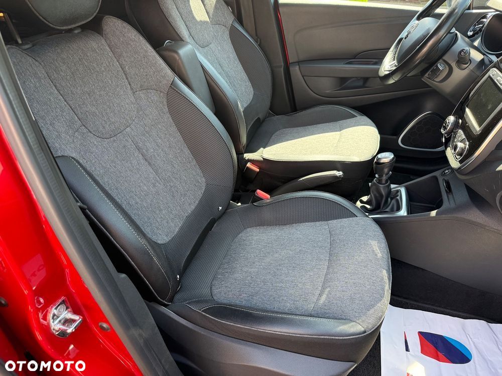Renault Captur - 24