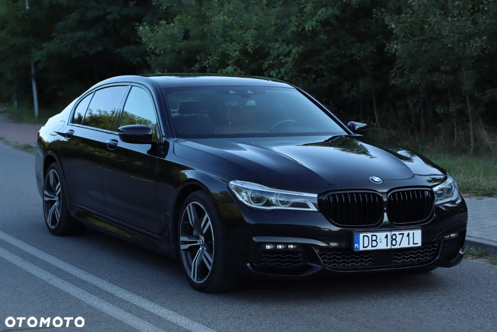 BMW Seria 7 750Li - 6