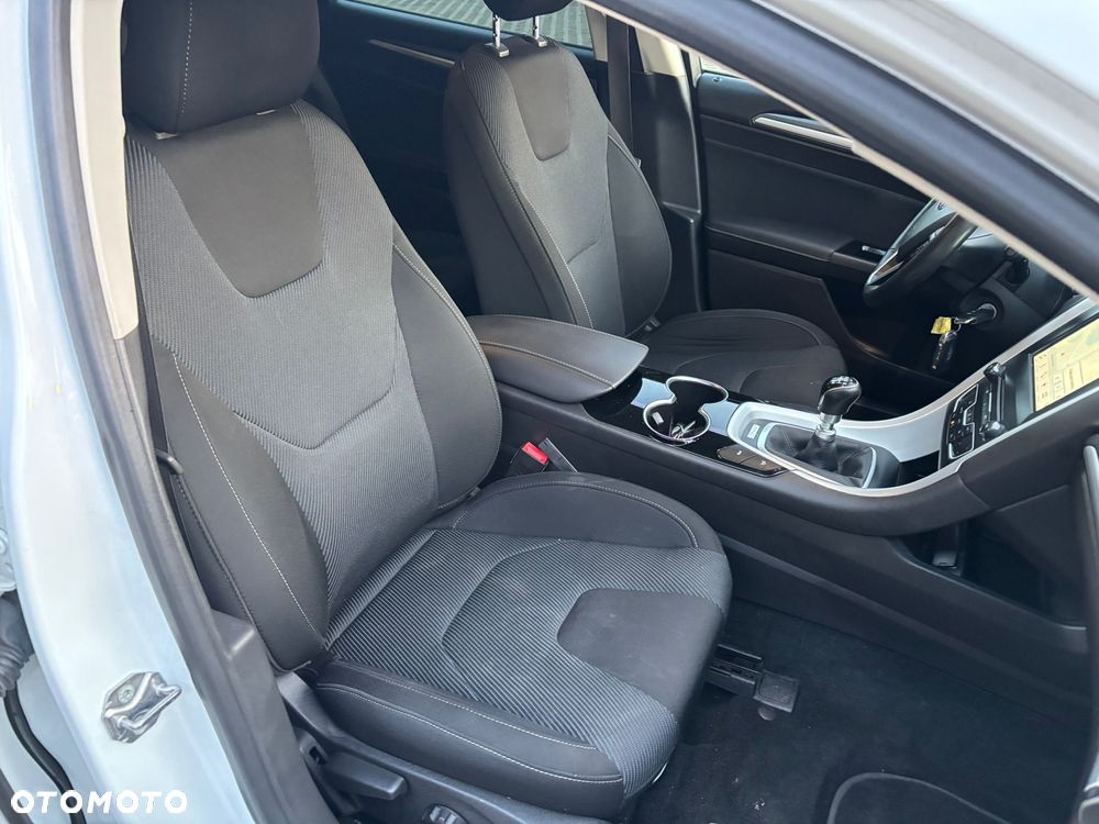 Ford Mondeo 1.5 TDCi Ambiente - 11