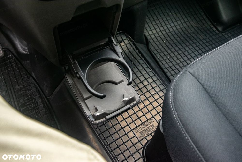 Ford Transit Custom Kombi 320 L2H1 Trend - 28