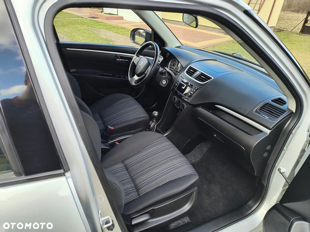 Suzuki Swift - 12