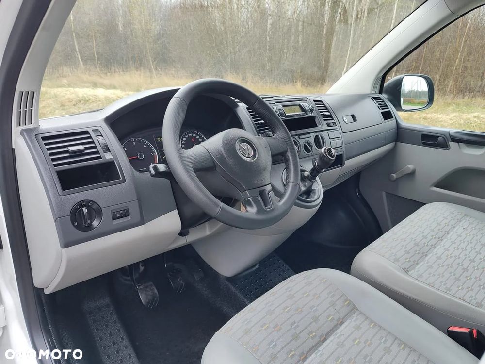 Volkswagen Transporter - 24