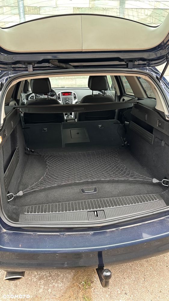 Opel Astra 1.6 Turbo Edition - 37