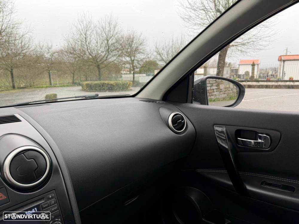 Nissan Qashqai +2 1.6 dCi Tekna Premium 18 360 S&S - 18