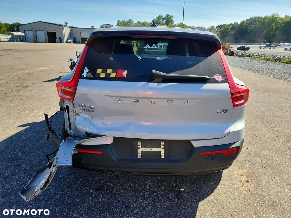 Volvo XC 40 - 7