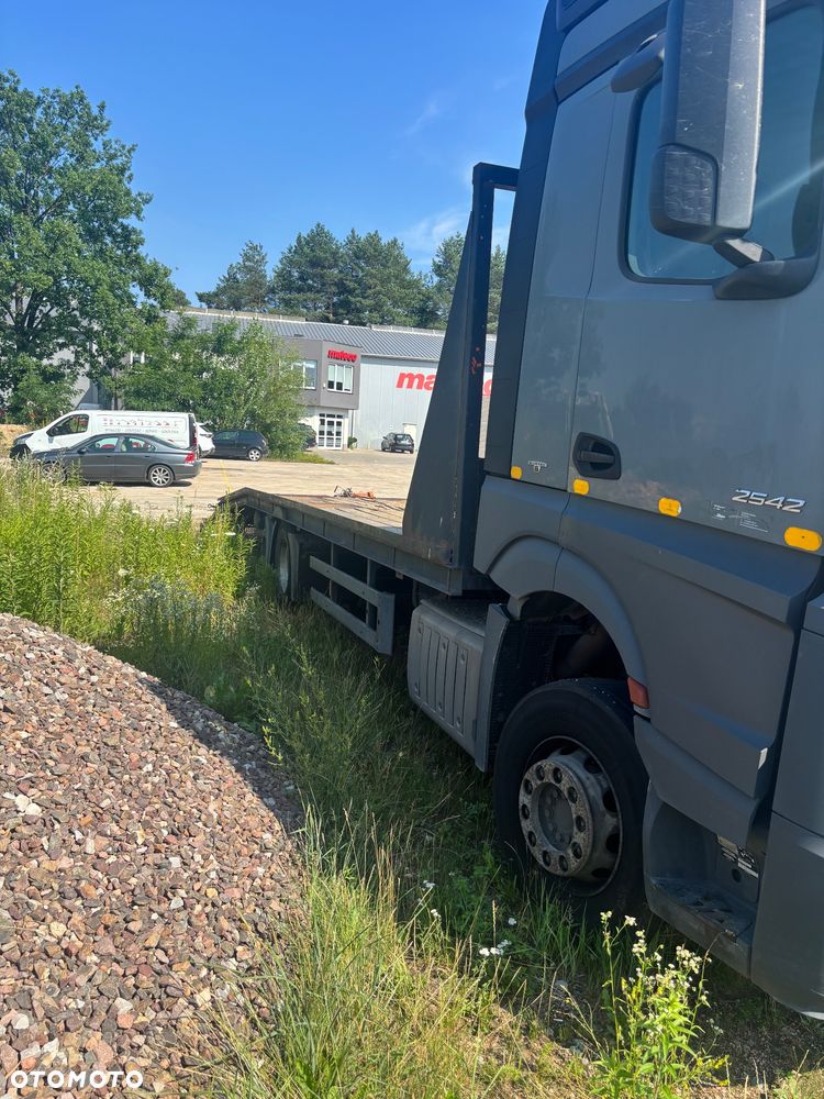 Mercedes-Benz Actros - 5